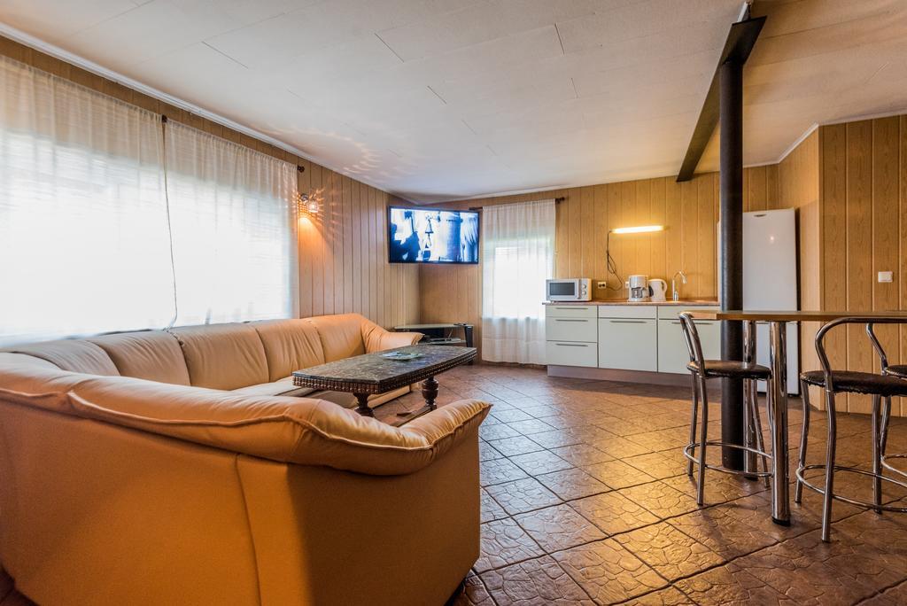Villa Lubja Holiday House à Pärnu Extérieur photo
